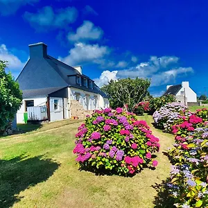  Hébergement de vacances Belle Maison Proche De La Plage, Quartier Calme, / Esquibien France